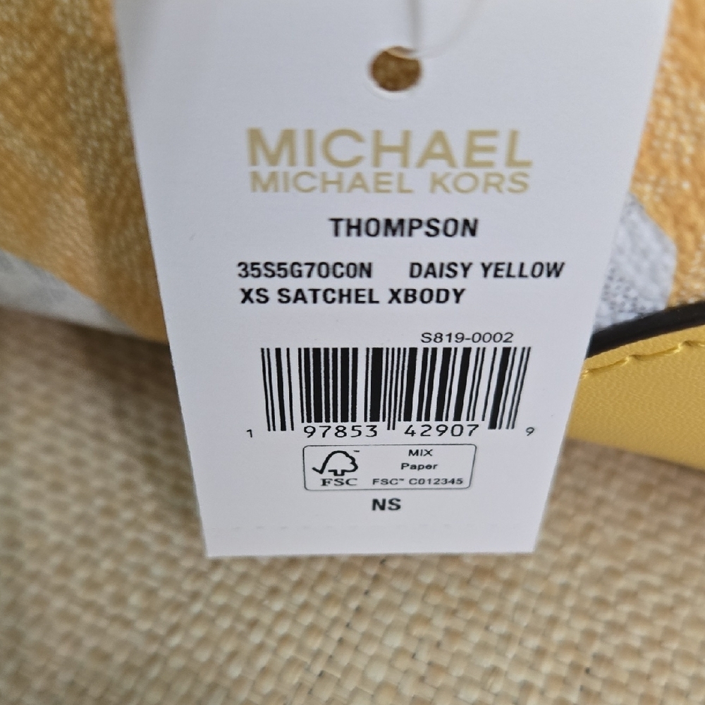 Michael Kors Yellow and White Satchel with Leather Trim - Picture 5 of 9